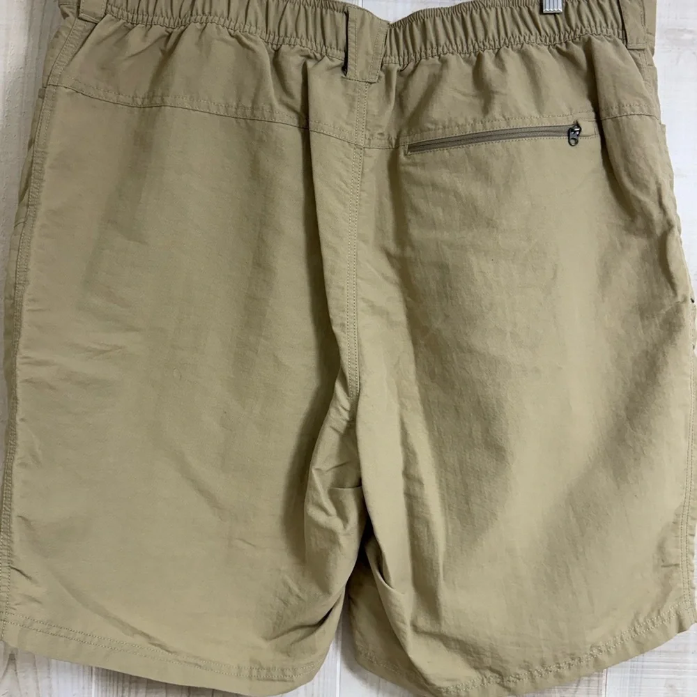 The North Face Shorts‎ Mens XXL Olive Cargo Adjustable Belted Pockets Outdoor
